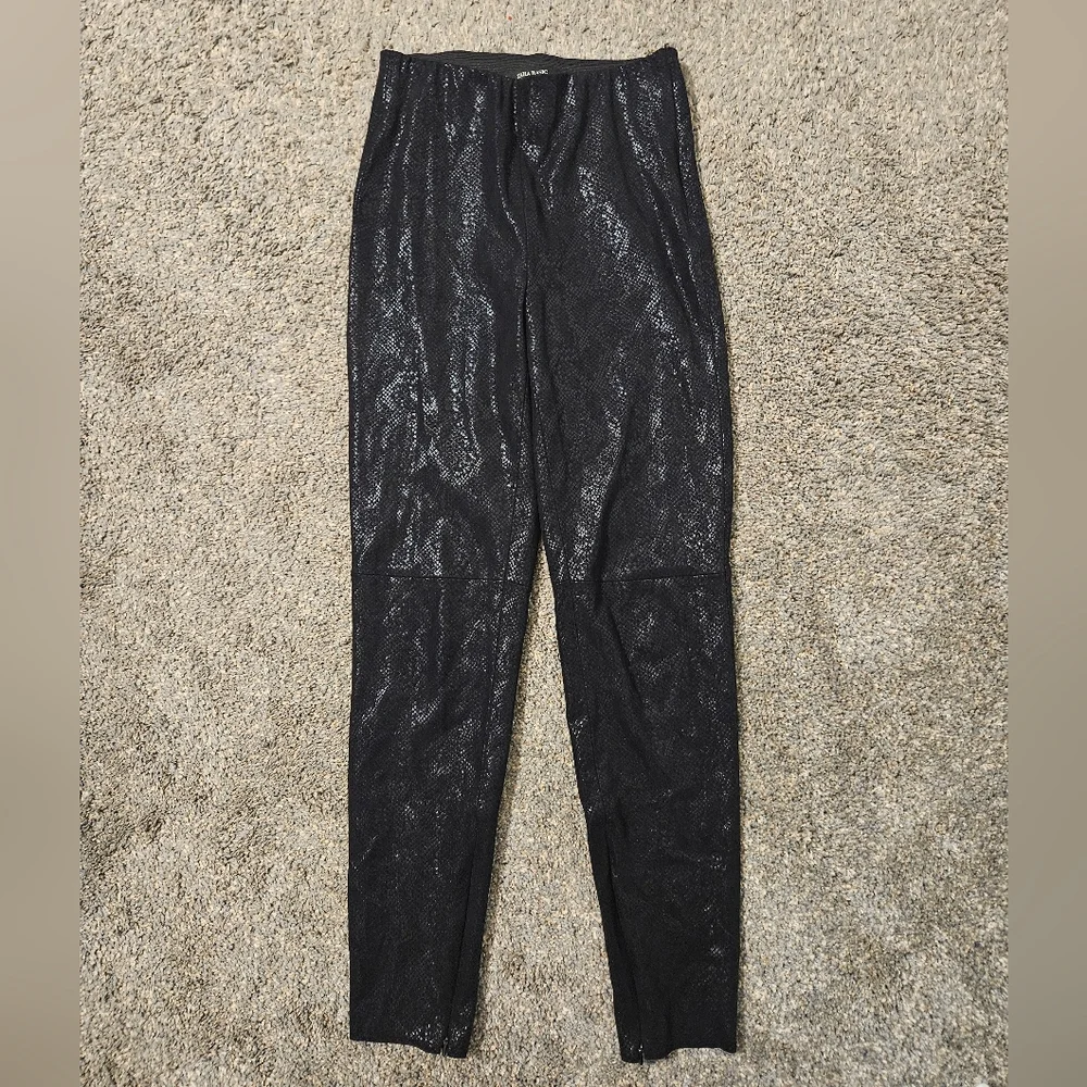 CLEARANCE! ZARA basic python print leggings - Picture 2 of 4